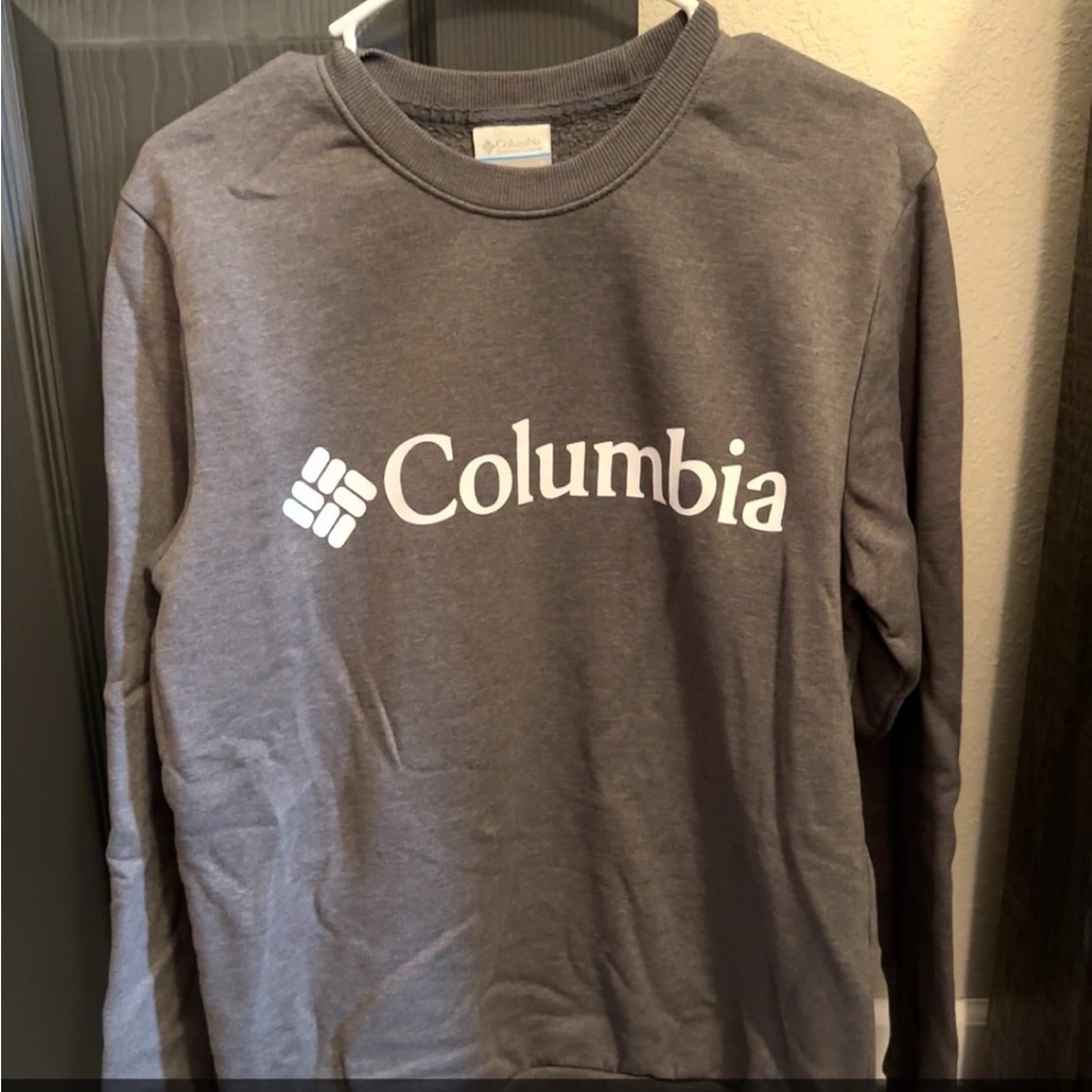 Columbia crewneck